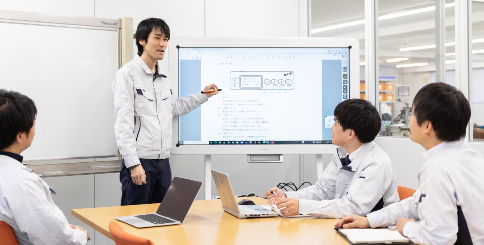 技術部門T.N
